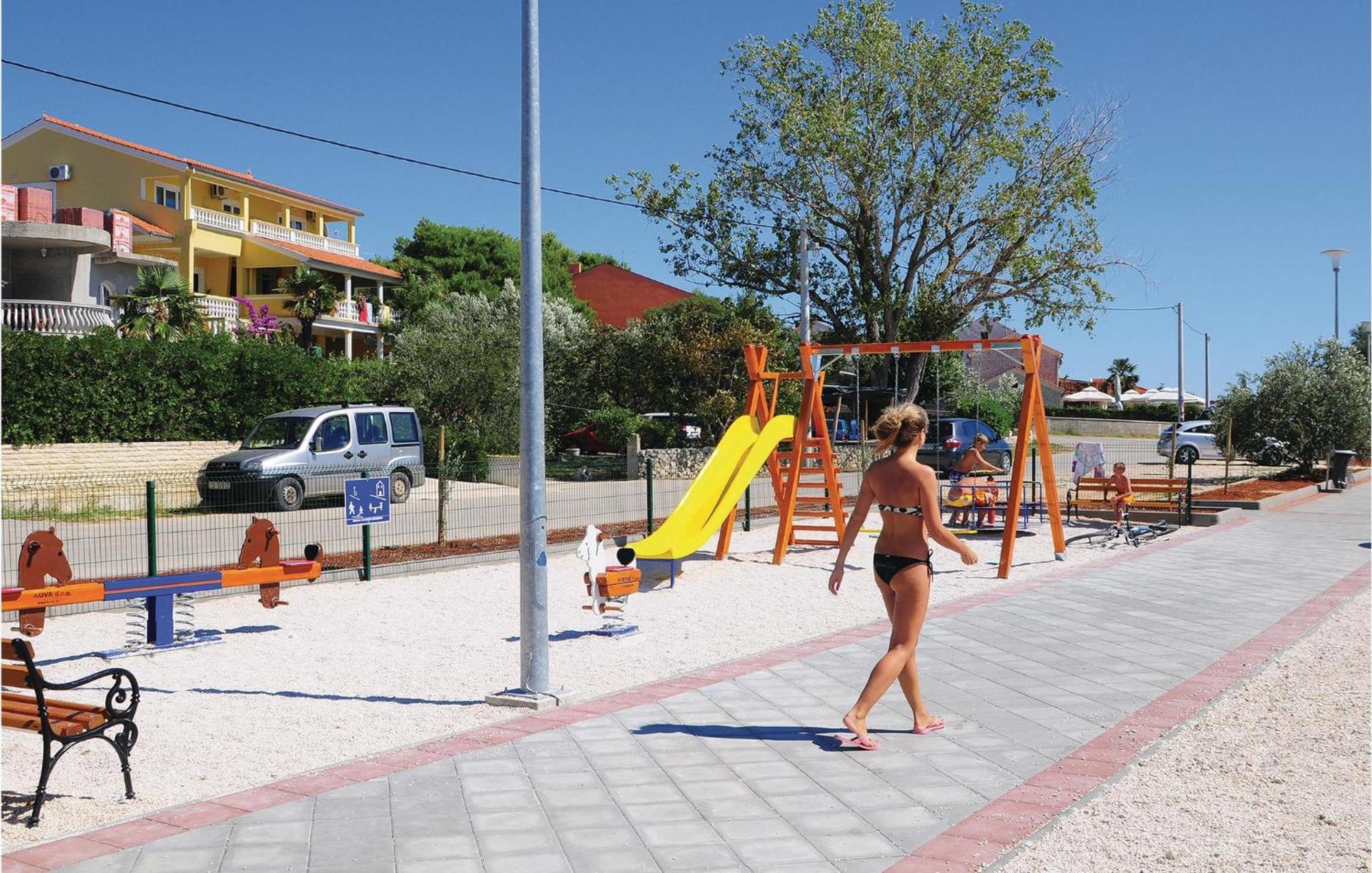 Nice Apartment In Vrsi-Mulo With Wifi 外观 照片